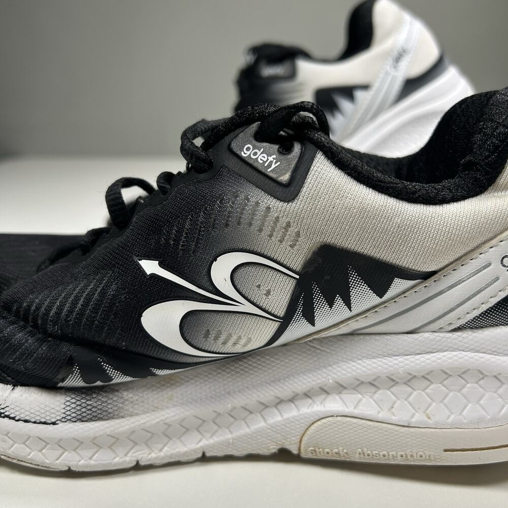 GDEFY Shoes Women’s 7 Black And White Athletic Sneakers - Picture 5 of 16